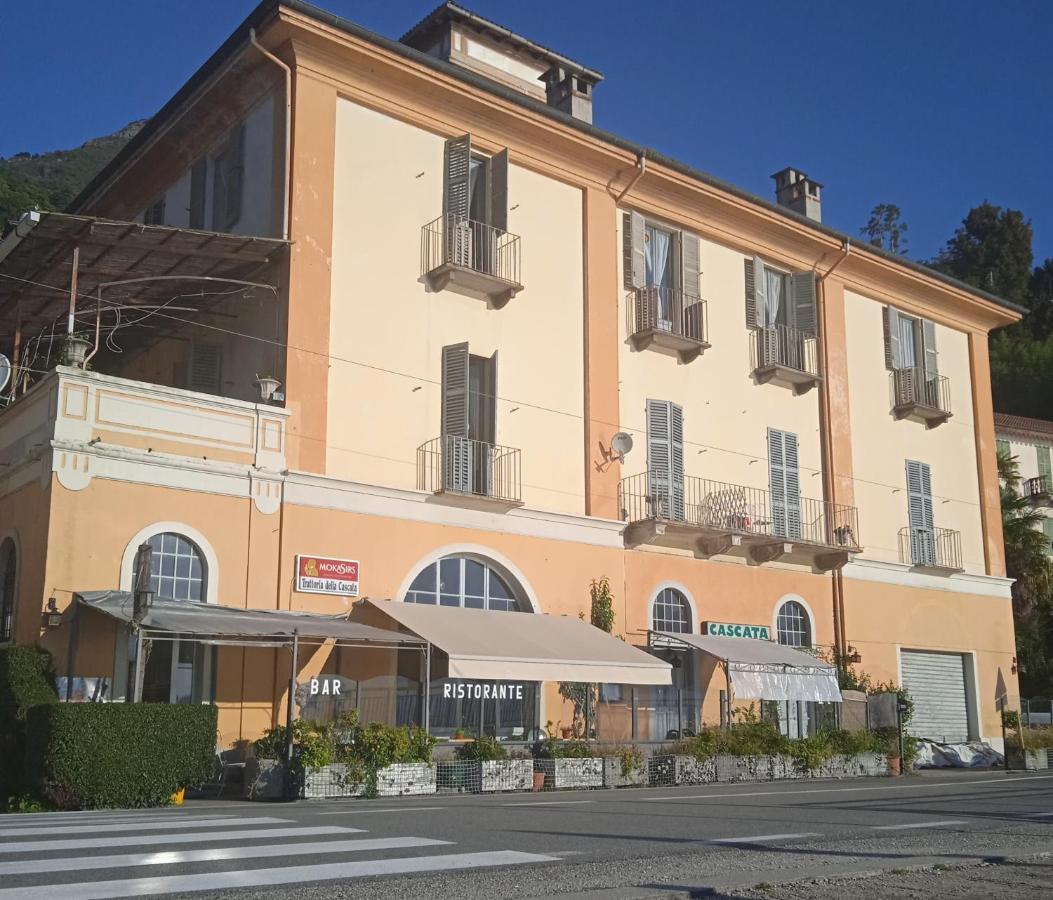 Affittacamere Trattoria Della Cascata ออกเจบบิโอ ภายนอก รูปภาพ